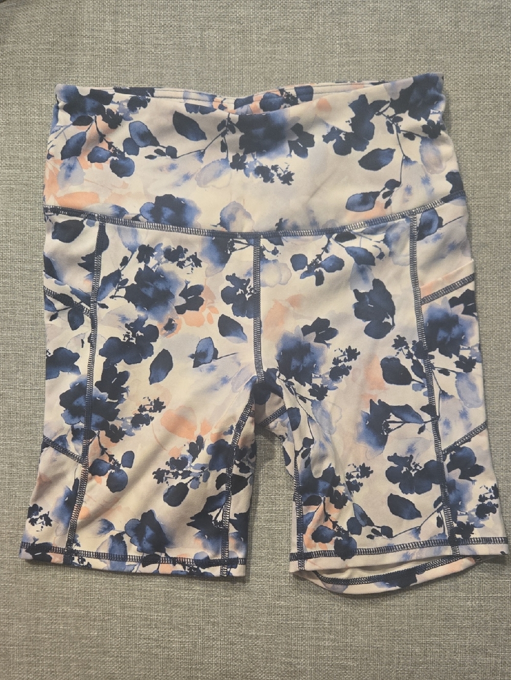 Gaiam Women’s Floral Blue Print Active Shorts